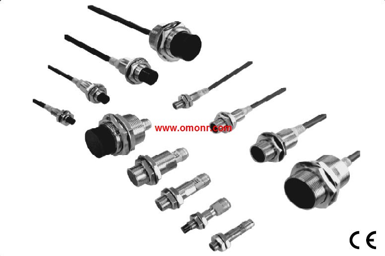 OMRON Cylindrical proximity sensor E2G-M12KN08-M1-D1